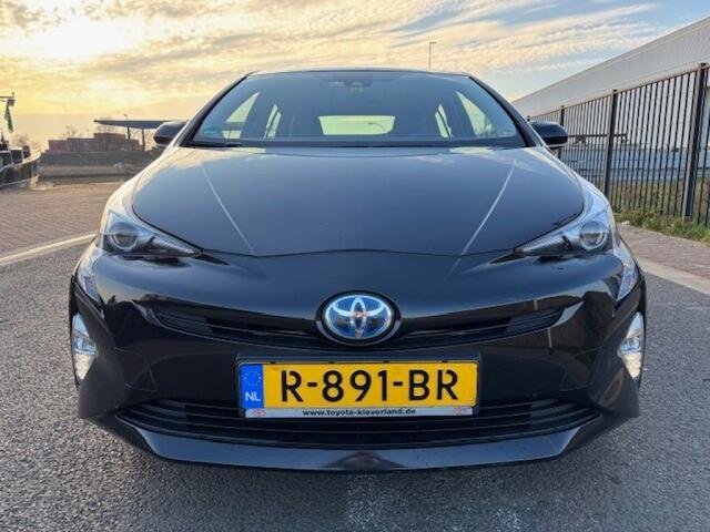 Toyota PRIUS 1.8 DARK EDITION