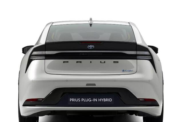 Toyota PRIUS Plug-in Hybrid 220 Executive, ¤2000,- inruilvoordeel, Blind Spot, Apple Carplay & Android Auto, Stoelverwarming, Parkeersensoren, Keyless entry!