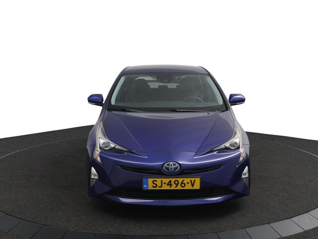 Toyota PRIUS 1.8 Dynamic | Trekhaak | Head Up Display | Navigatie | Stoelverwarming |