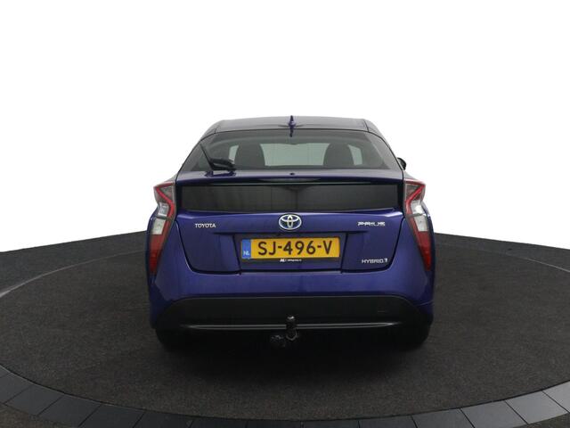 Toyota PRIUS 1.8 Dynamic | Trekhaak | Head Up Display | Navigatie | Stoelverwarming |