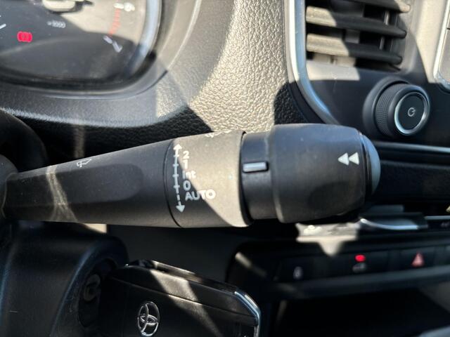 Toyota PROACE Worker 2.0 D-4D Prof 2x stoel, Trekhaak, Betimmering, NL Auto 1e eigenaar