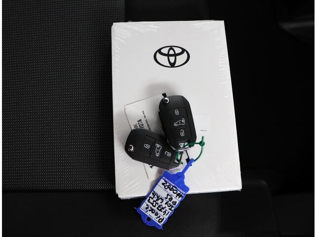 Toyota PROACE Worker 1.5 D-4D Challenger | Nieuw direct leverbaar | 10 jaar fabrieksgarantie |