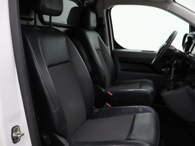 Toyota PROACE Worker 2.0 D-4D 122 PK NAVIGATOR LONG + NAVIGATIE / TREKHAAK / IMPERIAAL