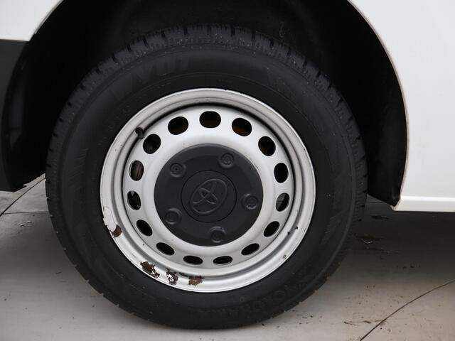 Toyota PROACE Worker 2.0 D-4D 122 PK NAVIGATOR LONG + NAVIGATIE / TREKHAAK / IMPERIAAL