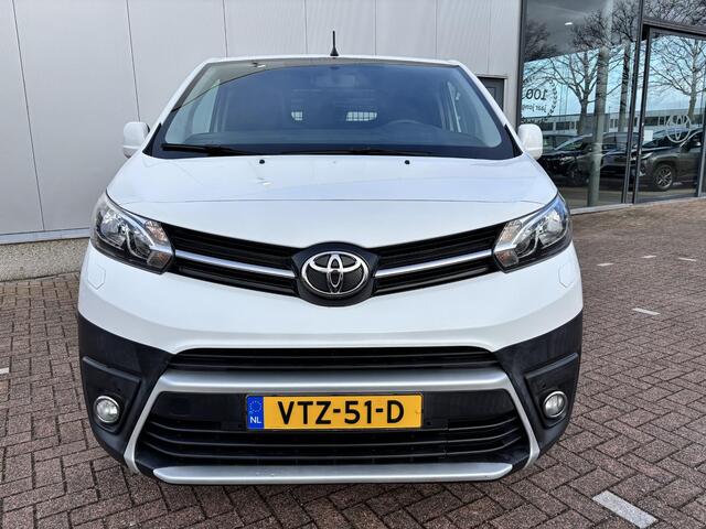 Toyota PROACE Worker 1.6 D-4D Cool Comfort Parkeersensoren,Trekhaak , Dodehoek detectie, Airco, 6 bak