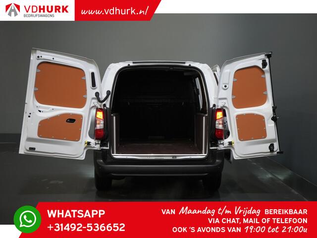 Toyota PROACE CITY 1.5 130 pk Aut. L2 BPM VRIJ! LED/ Virtual Cockpit/ 3 pers./ Carplay/ Camera/ Climate/ PDC/ Cruise