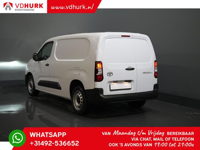 Toyota PROACE CITY 1.5 130 pk Aut. L2 BPM VRIJ! LED/ Virtual Cockpit/ 3 pers./ Carplay/ Camera/ Climate/ PDC/ Cruise