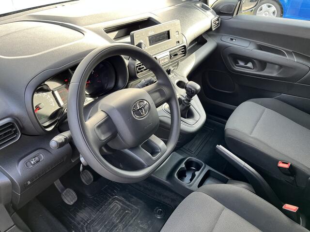 Toyota PROACE CITY 1.2 Turbo Benzine Cool NL Auto Dealer Onderhouden Trekhaak Airco