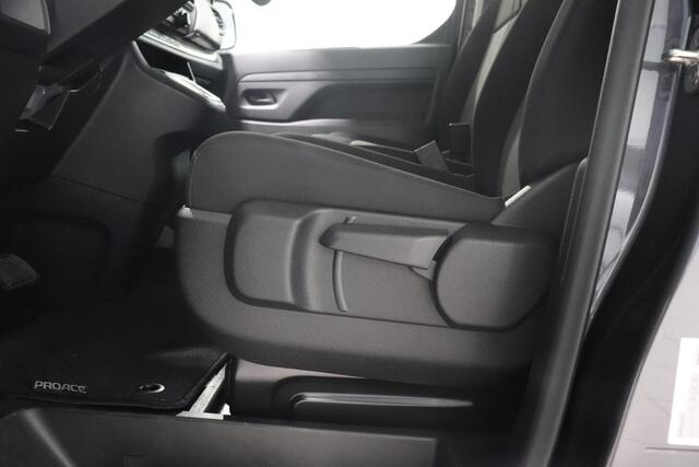 Toyota PROACE Electric Worker Challenger Extra Range 75 kWh, Apple Carplay & Android Auto, Cruise Control, Parkeersensoren achter!