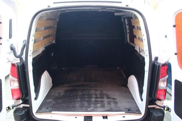 Toyota PROACE CITY 1.5 D-4D Live Apple Carplay