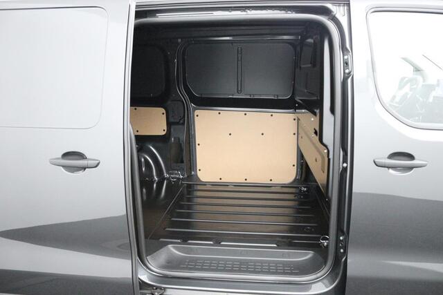 Toyota PROACE Long Worker 2.0 D-4D L2 Challenger Toyota PROACE Long Worker 2.0 D-4D Challenger | Nieuw direct leverbaar | 10 jaar fabrieksgarantie |