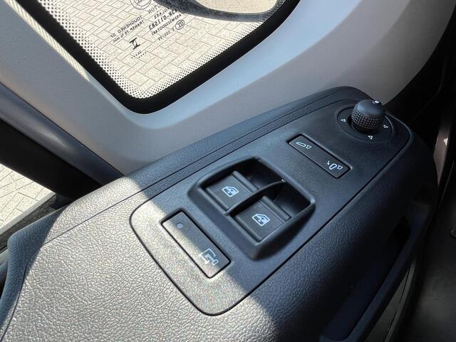 Toyota PROACE Max EV 3.5t L3H2 Navigator Heavy 110 kWh Demo model direct leverbaar, nu slechts 4.5% lease actie rente