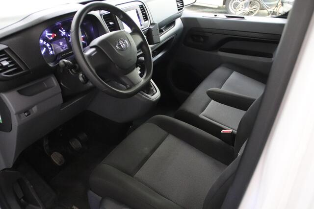 Toyota PROACE D-4D 145PK L2H1 LANG EURO 6