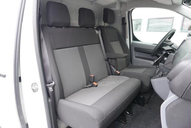 Toyota PROACE Worker 2.0 D-4D 145PK EURO 6 - Airco - Cruise - PDC - ¤ 17.499 Excl.