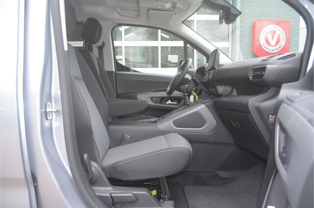 Toyota PROACE CITY Verso 2230km!! 1.2 Turbo Dynamic Long 7p demo!!