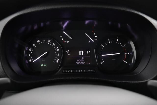 Toyota PROACE Worker 2.0 D-4D Live Long | Automaat | 145pk | Trekhaak | Laadvloer | Lat om Lat | 3-persoons |