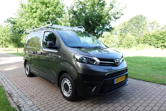Toyota PROACE Compact 1.5 D-4D Cool Comfort | Trekhaak | Imperiaal | Airco | Cruise Control | Bluetooth | NAP |