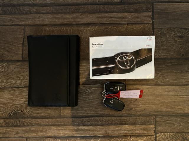 Toyota PROACE Worker 2.0 D-4D Professional Long DC Panorama, Automaat, Navi