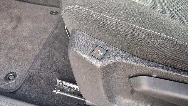 Toyota PROACE 1.2 Turbo Dynamic 5 Pers, Panodak, Adap-cruise, Stoelver