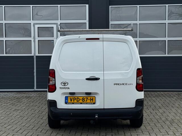 Toyota PROACE 1.5 D-4D 102pk LIVE Dealeronderhouden / Navi by APP / Airco / Imperial / Trekhaak