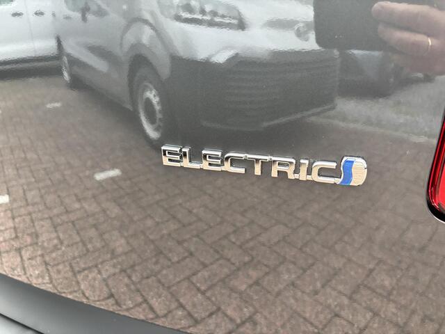 Toyota PROACE Electric Long Worker Challenger Extra Range 75 kWh KOOIJMANIA "NOVEMBER DEAL" ¤33.333,= EXCL. btw