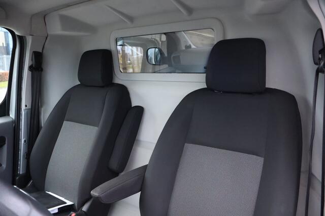 Toyota PROACE Worker 1.6 D-4D Professional l Trekhaak l Camera l Airco l Audio l Navi l Marge Auto l