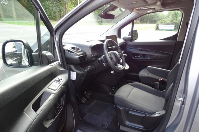 Toyota PROACE CITY 1.5 D-4D Live Long 131 PK NAVI PDC TREKHAAK 1e eig