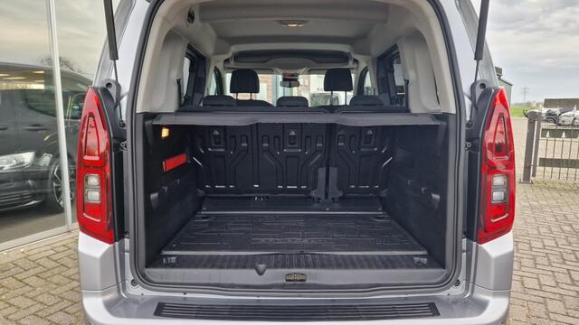 Toyota PROACE CITY Verso 1.2 Turbo Dynamic 5 Pers, PDC, Dealer auto