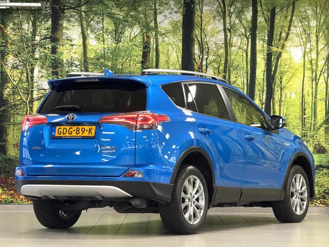 Toyota RAV4 2.5 Hybrid Executive Business | Elektrische Bestuurdersstoel | Cruise Control | Achteruitrijcamera | Parkeersensoren | Keyless | Elektrische Achterklep | Bluetooth | Navigatie |