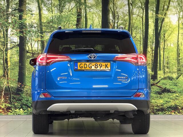 Toyota RAV4 2.5 Hybrid Executive Business | Elektrische Bestuurdersstoel | Cruise Control | Achteruitrijcamera | Parkeersensoren | Keyless | Elektrische Achterklep | Bluetooth | Navigatie |