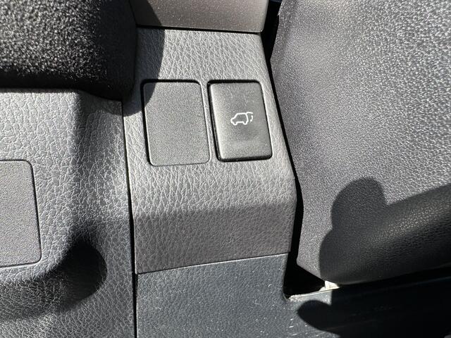 Toyota RAV4 2.5 Hybrid AWD Style