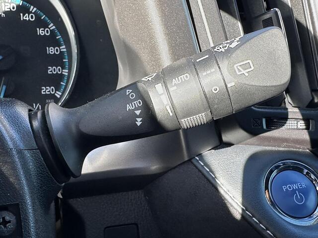 Toyota RAV4 2.5 Hybrid AWD Style