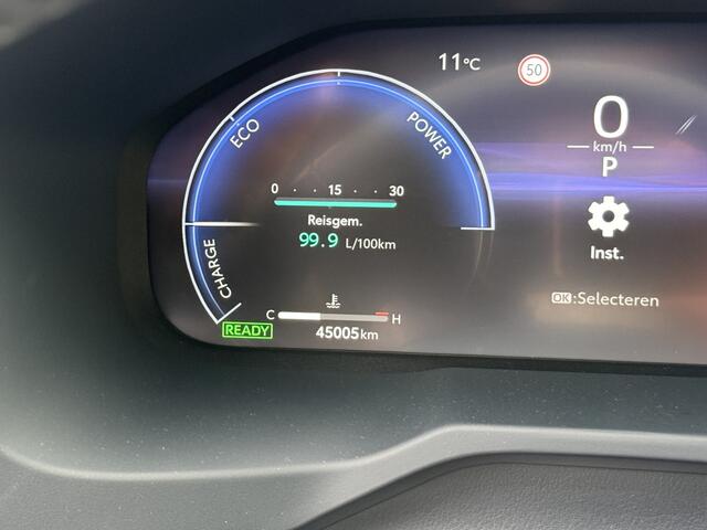 Toyota RAV4 2.5 Hybrid AWD Executive | LED | Leder | Stoel- en stuurverwarming | Apple Carplay | Adapt. Cruise | PDC v+a incl. camera