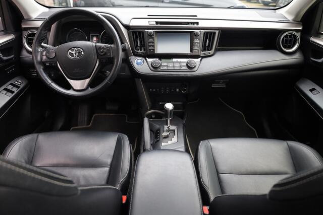 Toyota RAV4 2.5 Hybrid AWD LEER/MEMORY CAMERA PANO 18"LMV ELEK.LAADKLEP STOELVERW. DAB NAVI ENZ.