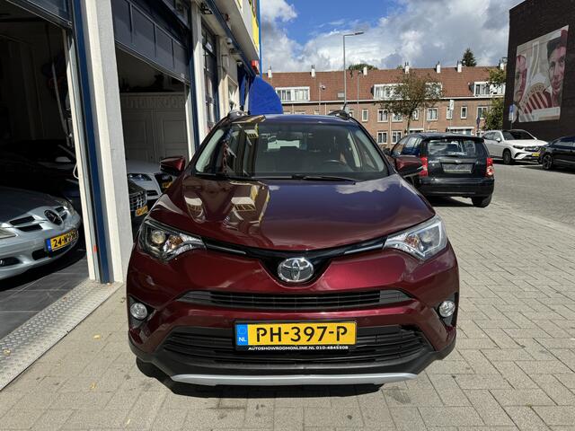 Toyota RAV4 2.0 VVT-i AWD Executive Business LEDER/NAVI