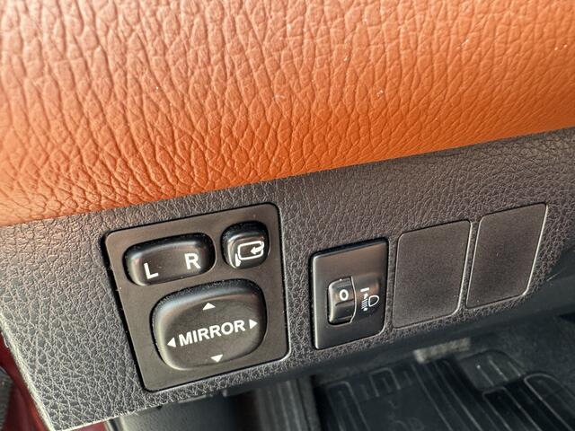 Toyota RAV4 2.0 VVT-i AWD Executive Business LEDER/NAVI