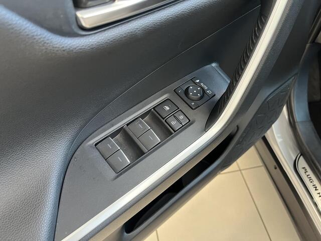 Toyota RAV4 2.5 Plug-in Hybrid AWD Style