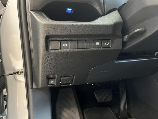 Toyota RAV4 2.5 Plug-in Hybrid AWD Style