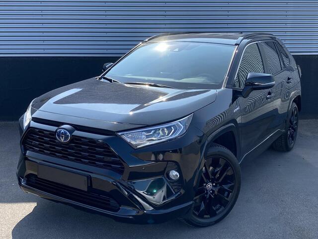 Toyota RAV4 2.5 Hybrid AWD Black Edition Trekhaak, JBL, Navigatie, Stoelverwarming, LMV, LED, Adaptieve cruise control.