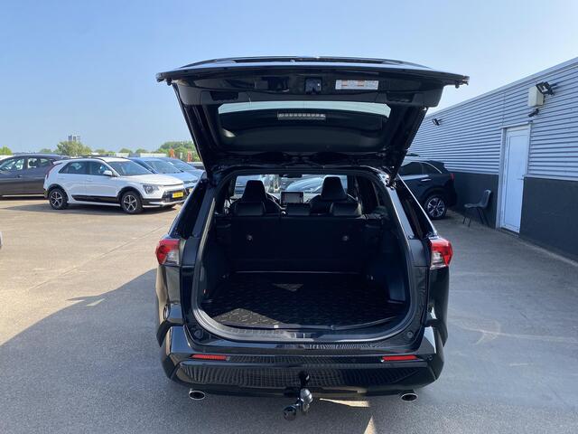 Toyota RAV4 2.5 Hybrid AWD Black Edition Trekhaak, JBL, Navigatie, Stoelverwarming, LMV, LED, Adaptieve cruise control.