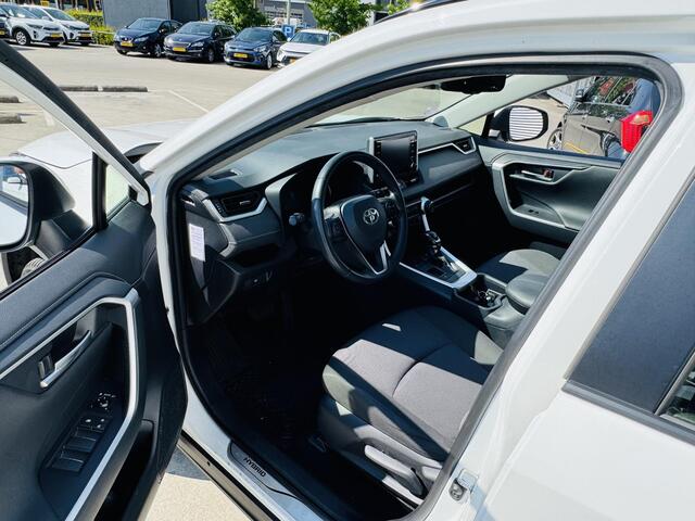 Toyota RAV4 2.5 Hybrid Active Edition Clima | Cruise | Navi | Camera | All seasons