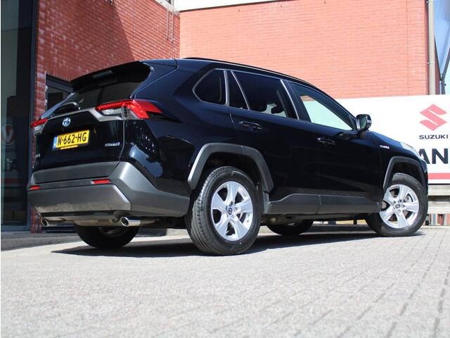 Toyota RAV4 2.5 Hybrid AWD Style 1.650 KG Trekgewicht, stuur- Camera, Parkeersensoren voor en achter