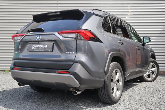 Toyota RAV4 2.5 Hybrid Dynamic Panorama dak / dode hoek / adaptieve cruise /