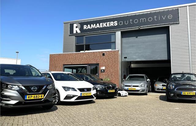 Toyota RAV4 2.5 Hybrid Dynamic Panorama dak / dode hoek / adaptieve cruise /