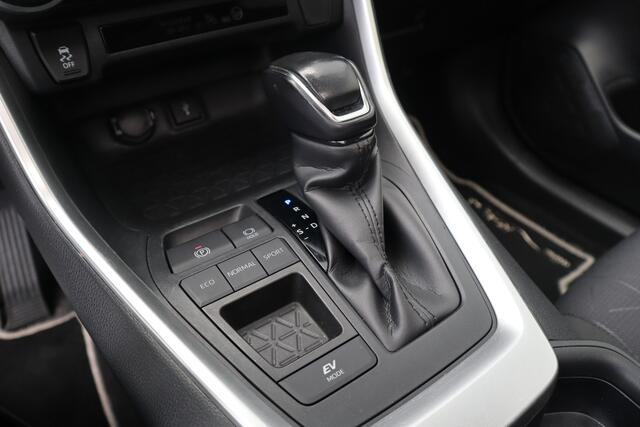 Toyota RAV4 2.5 Hybrid Dynamic Panorama dak / dode hoek / adaptieve cruise /