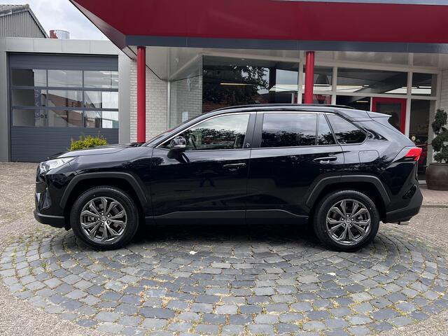 Toyota RAV4 2.5 Hybrid Team D | Dodehoek | PDC V+A | Stoel&Stuur verw. | Elektr.Achterklep | All-in rijklaarprijs