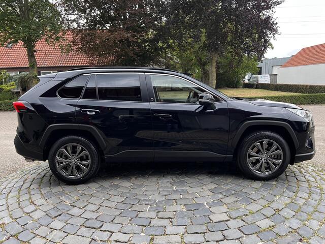 Toyota RAV4 2.5 Hybrid Team D | Dodehoek | PDC V+A | Stoel&Stuur verw. | Elektr.Achterklep | All-in rijklaarprijs