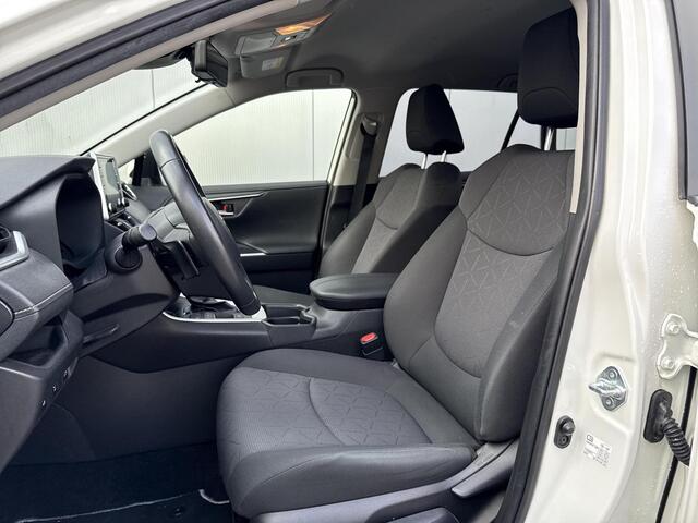 Toyota RAV4 2.5 Hybrid Dynamic **NAVIGATIE/ TREKHAAK/ 360 CAMERA/ DODEHOEK DETECTIE/ 36 MAANDEN GARANTIE**