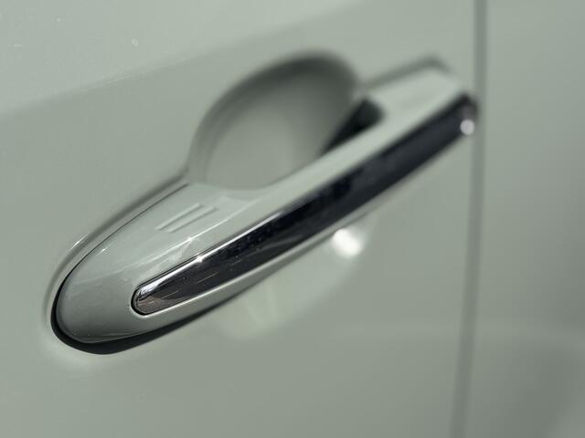 Toyota RAV4 2.5 Hybrid AWD Executive Bearlock, Trekhaak, 360 camera, Elektrische stoel + geheugen , All-in Rijklaarprijs