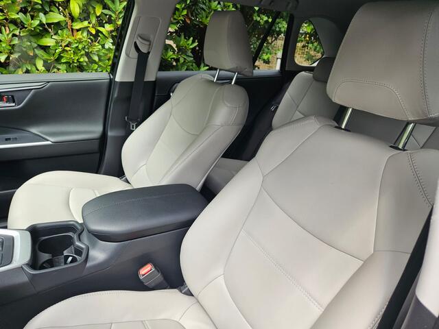 Toyota RAV4 2.5 Hybrid Dynamic Elektrische achterklep/PDC/Leder